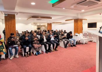 লন্ডনে দোয়া মাহফিল: জুলাই বিপ্লবী শহীদ শরীফ ওসমান হাদির স্মরণে প্রবাসীদের অঙ্গীকার