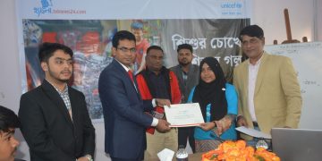 সিরাজগঞ্জে শিশু সাংবাদিকতা কর্মশালা শেষে সনদ বিতরণ