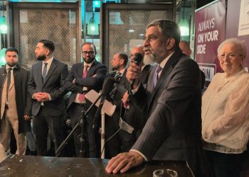 লন্ডনে টাওয়ার হ্যামলেটস ইন্ডিপেনডেন্টস পার্টির আত্মপ্রকাশ