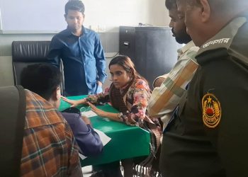 হাসপাতালের অনিয়মের প্রতিবাদ করায় ছাত্র ফেডারেশন নেত্রীকে অবরুদ্ধ ও লাঞ্ছিতের অভিযোগ